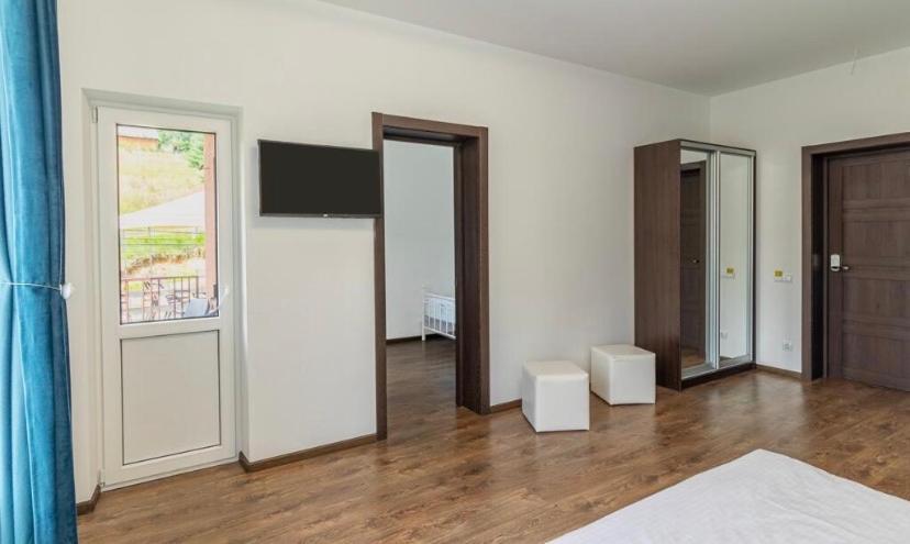 בוקובל Imperial Hotel מראה חיצוני תמונה
