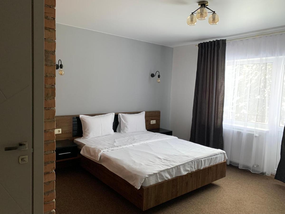 בוקובל Imperial Hotel מראה חיצוני תמונה