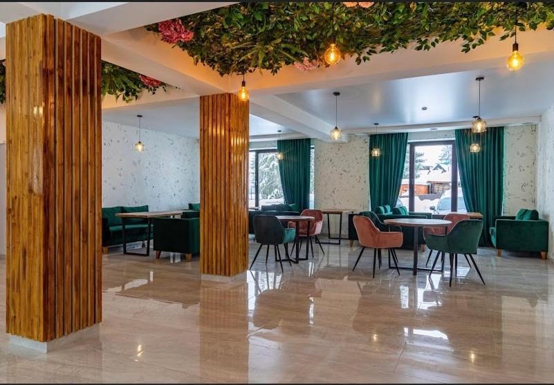 בוקובל Imperial Hotel מראה חיצוני תמונה