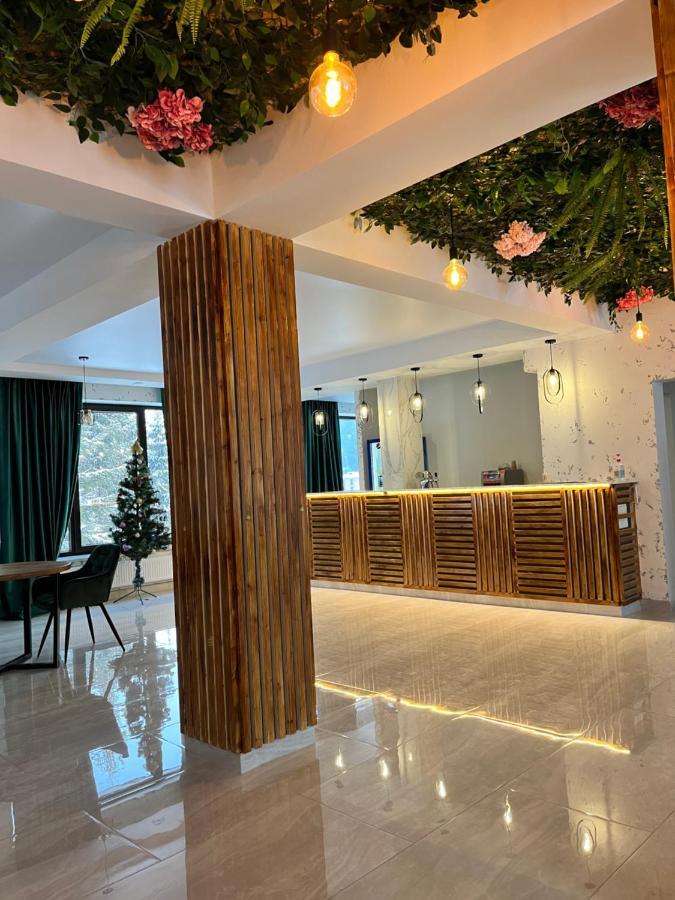 בוקובל Imperial Hotel מראה חיצוני תמונה