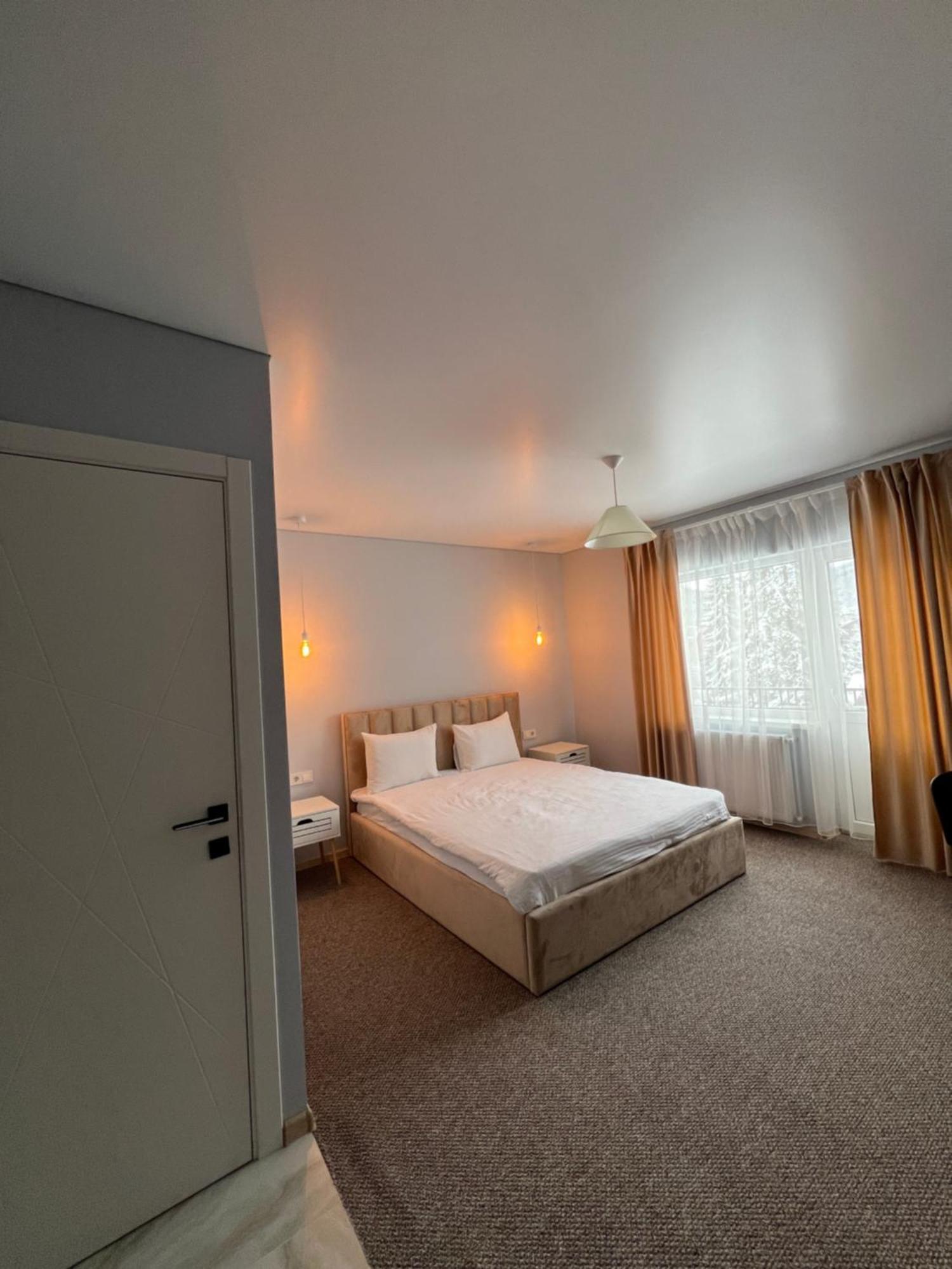 בוקובל Imperial Hotel מראה חיצוני תמונה
