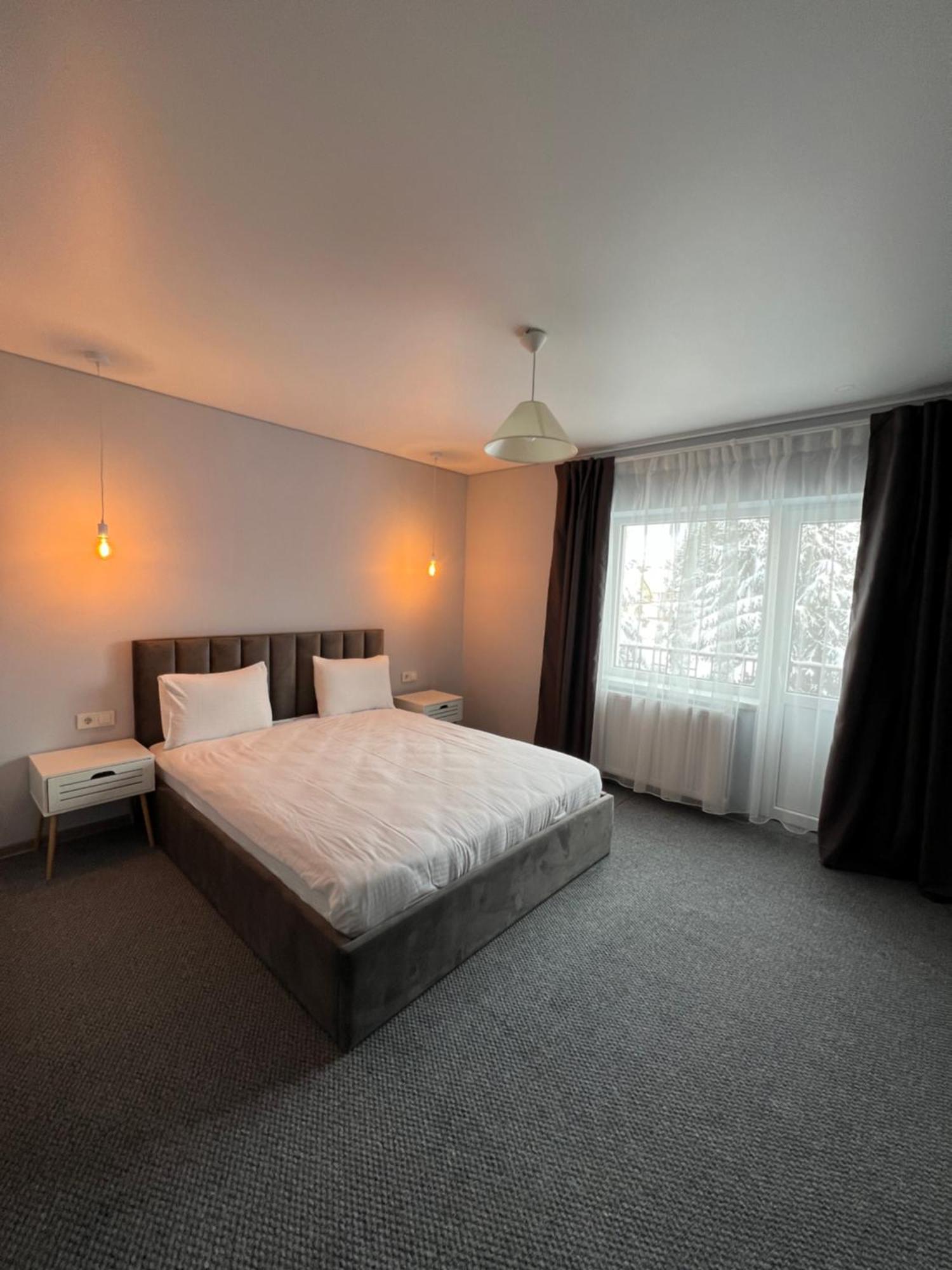 בוקובל Imperial Hotel מראה חיצוני תמונה